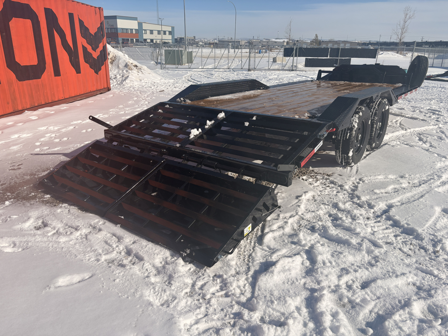 EHZ 102''X 20' EQUIPMENT HAULER W/MAX RAMPS 14000LB GVWR - Image 10