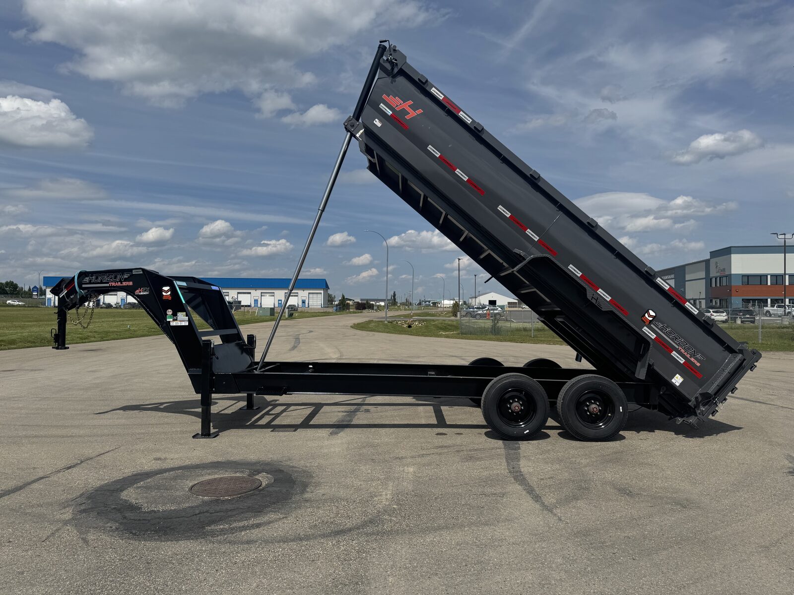 HZX 83''X18' H.D GOOSENECK DUMPBOX W/3' HIGH SIDES 22,400LBS GVWR - Image 10