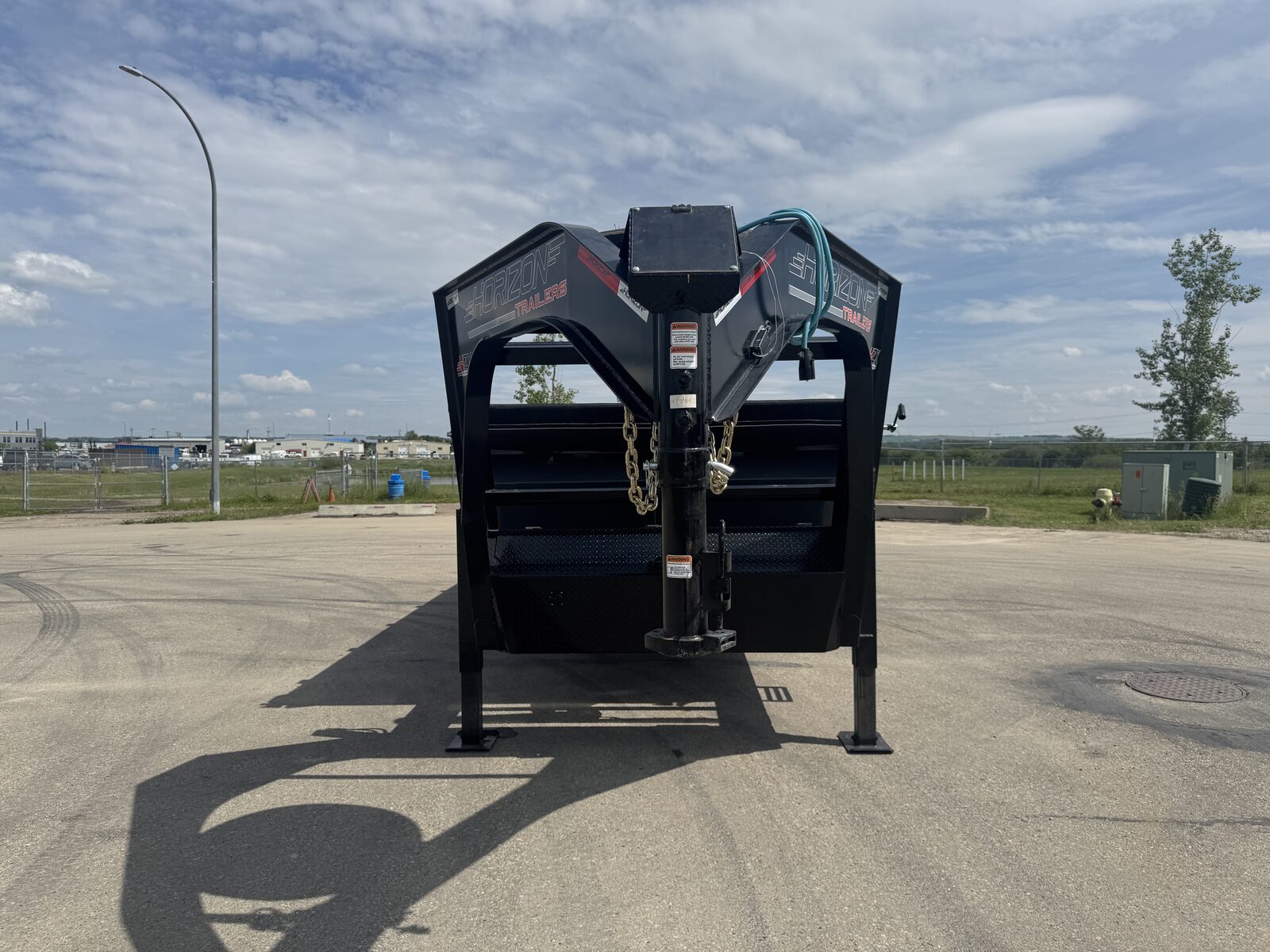 HZX 83''X18' H.D GOOSENECK DUMPBOX W/3' HIGH SIDES 22,400LBS GVWR - Image 2